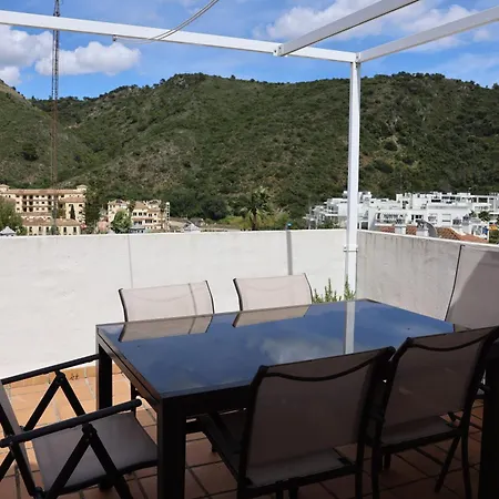 Spacious Penthouse With Balcony * Benahavís