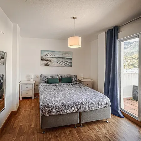 Spacious Penthouse With Balcony Benahavís
